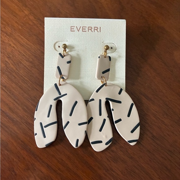 everri Jewelry - EVERRI Rubber Coated Earrings
